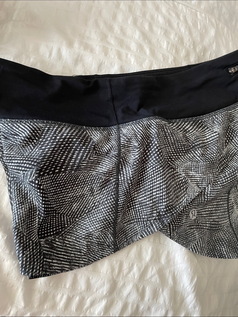 Lululemon Speed Up Athletic  Shorts 6